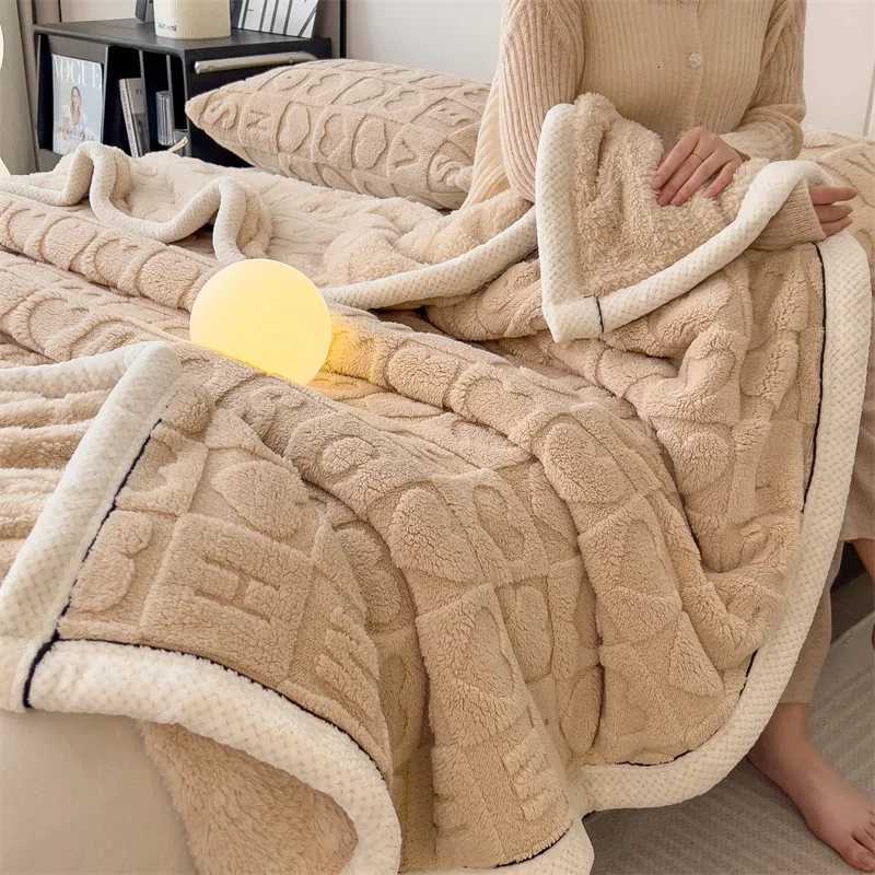 Warm Winter Blanket A Grade Heart Plush Taffeta Fleece Soft Thick Bed Blankets for Sofa Single Double Couple Furry Bedspread H251216 - view 4