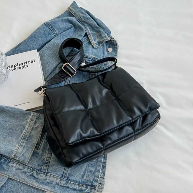 Vintage Large Capacity Armpit Bag Ladies Winter Soft PU Leather Womens Design Handbag Shoulder Messenger Bag Totes M251216