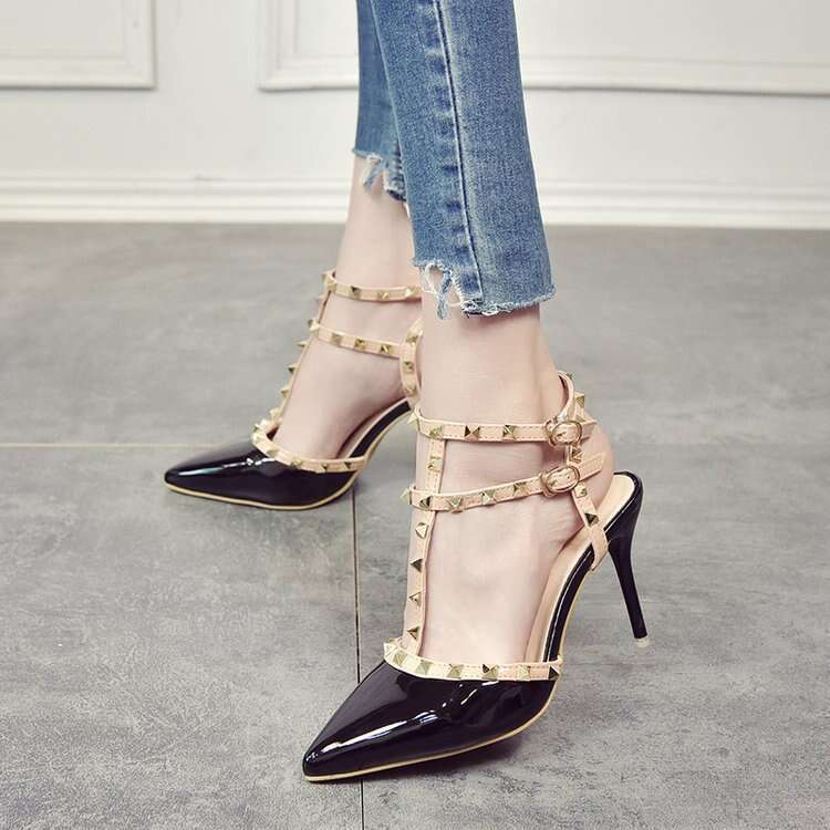 Studded High Heels Thin Heel Single Shoes Versatile 2023 Summer Sexy Pointed Toe T-Strap Backless Rivet Sandals Women