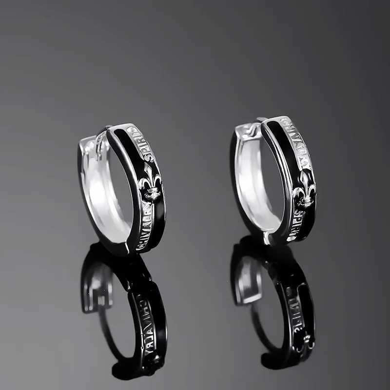 1Pc New In Fashion Hip Hop British Style Hoops Ear Stud Piercing Earrings For Women Men Trendy Aesthetic Jewelry Accessories G251216