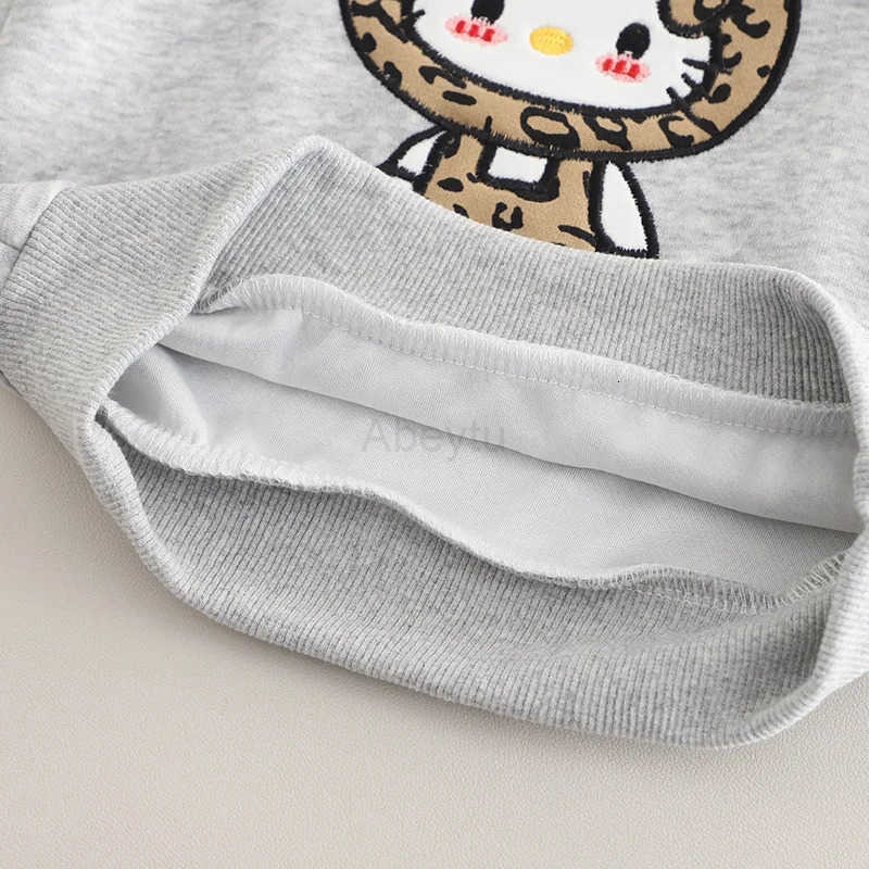 Sanrio Girls Clothing Sets Spring Autumn 2025 Children Sweatshirts Tops Pants 2pcs T-shirts Suit For Baby Tracksuits Kids Outfits 4 5Y H251216