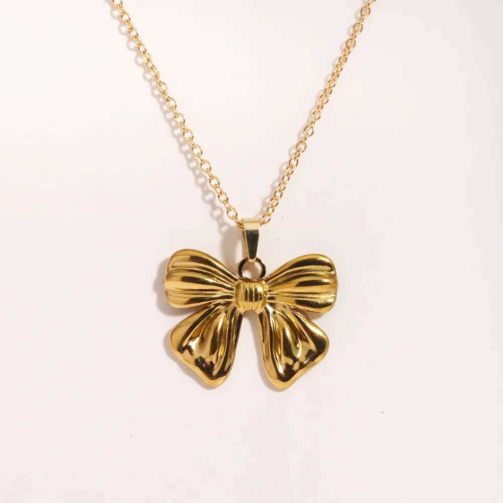 Womens Titanium Steel Bow Necklace Design Stainless Steel Pendant Snake Bone Chain Necklace M251216