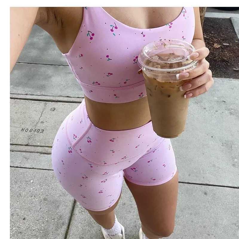 HANRAN 2025 Floral Yoga Set - Womens Printed Sports Bra High-Waist Shorts Quick-Dry Workout OutfitXJ251216