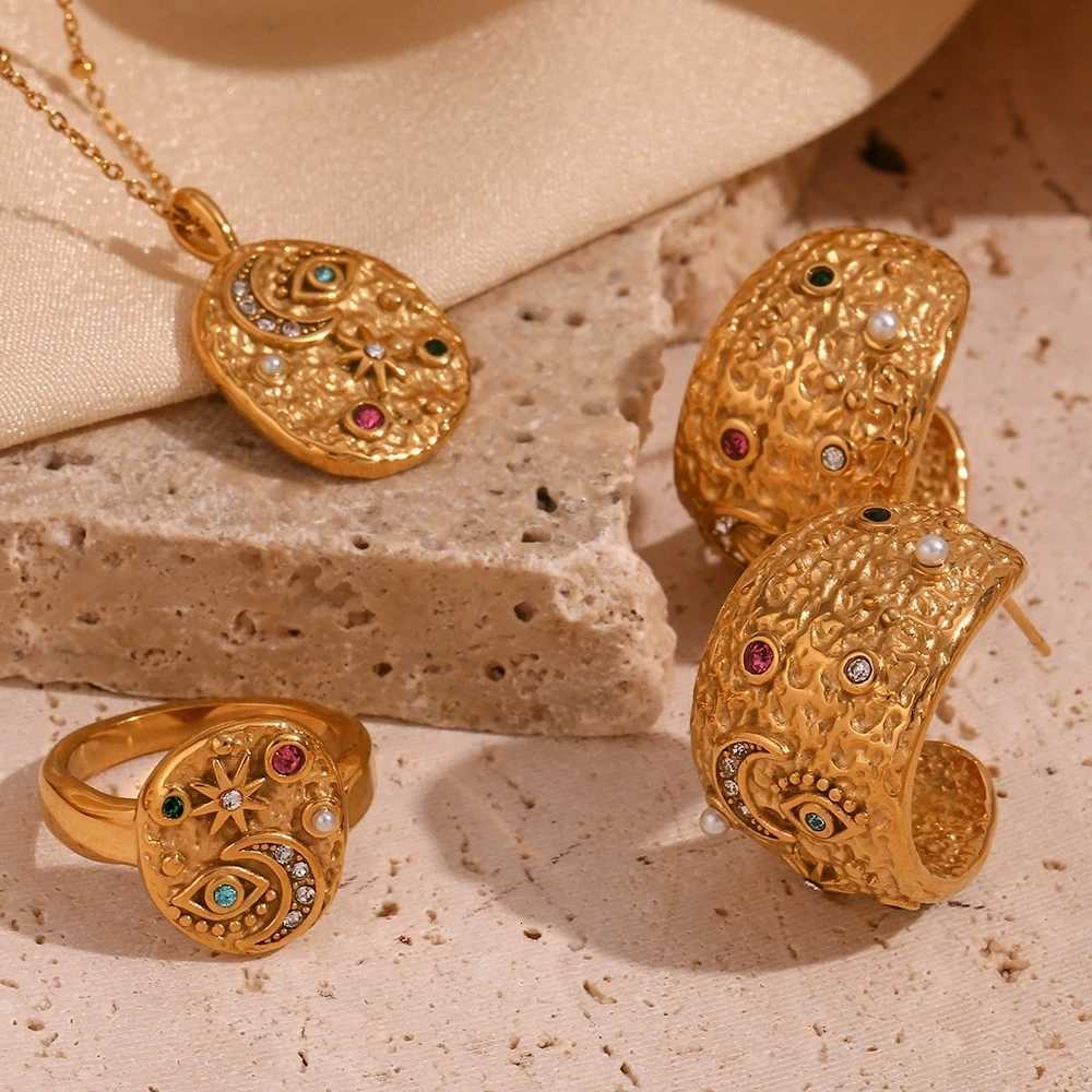 Colored Cubic Zirconia Star Moon Texture Pendant Stainless Steel Retro Luxury Necklace Rings Set Waterproof Jewelry Gift M251216