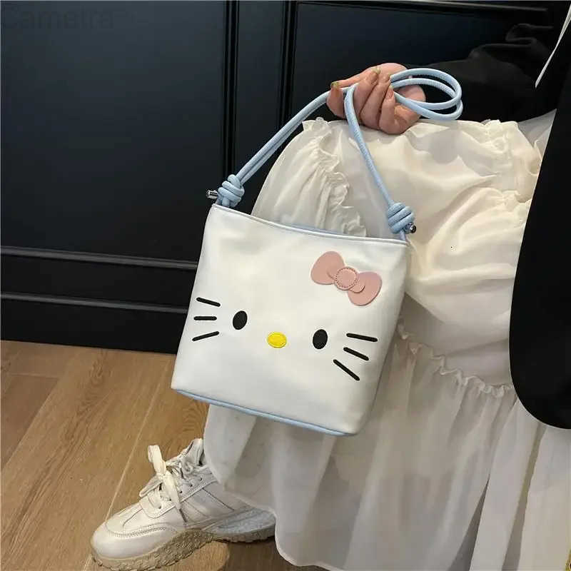 Sanrio Hello Kittys Crossbody Bag New Cute Large Capacity Bucket Bag Girl Sweet Fashion Cartoon Shoulder Bags for Woman H251216