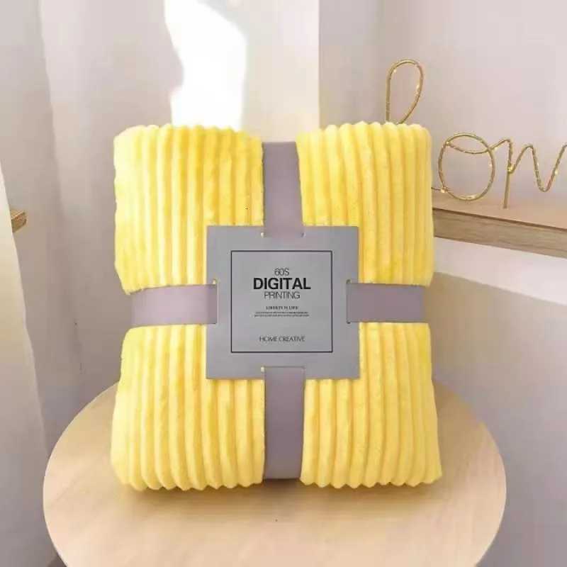 2025 New Soft Coral Fleece Blanket On The Sofa Thickened Winter Bed Blanket Warm Stitch Fluffy Bedspread Plaid Sofa Bedroom H251216 - view 7