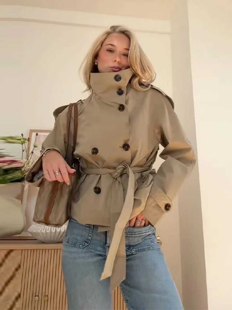 Khaki Stand-Up Collar Womens Short Trench Coat Autumn Fashion Double-Breasted Sashes Women Jacket High Street Women Coat 2025T251216