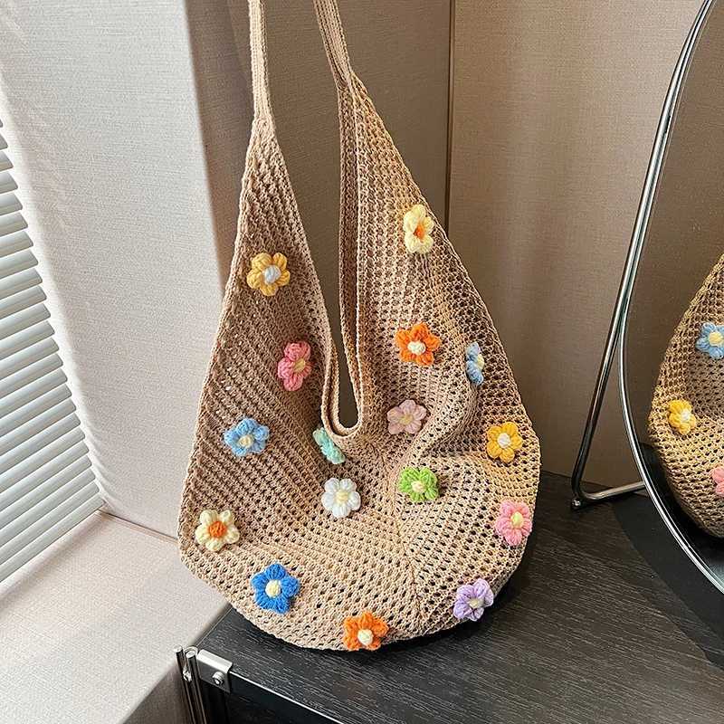 Women Flower Knitted Shoulder Bag Fashion Handbag Lightweight Crochet Tote Bag Casual Top Handle Bag Outdoor Travel Bag M251216