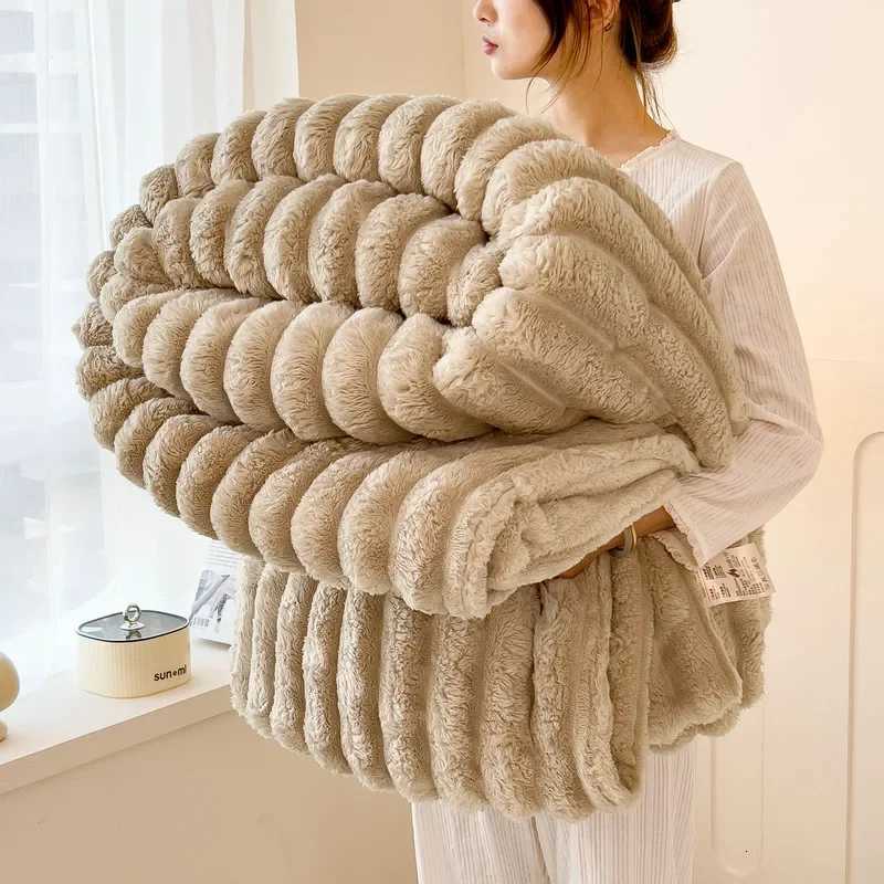New Solid Color Rabbit Plush Blanket Office Nap Shawl Nap Air Conditioning Blanket Sofa Cover Blanket H251216 - view 6