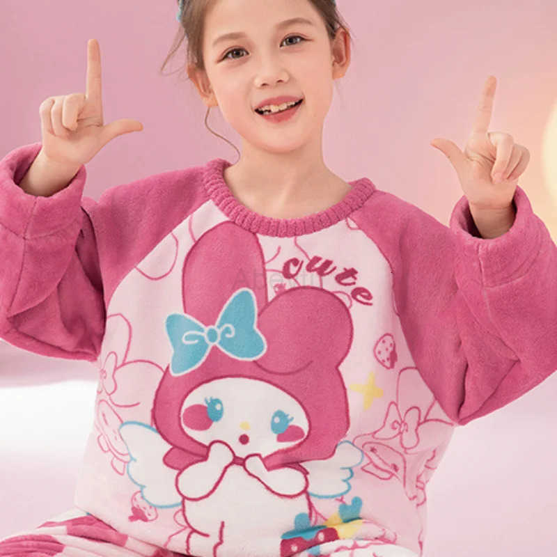 Sanrio Girls Sleepwear for Autumn and Winter Hello Kitty Tops Set Kawaii Y2k Anime Fashion 2-piece Childrens Clothing Outer H251216