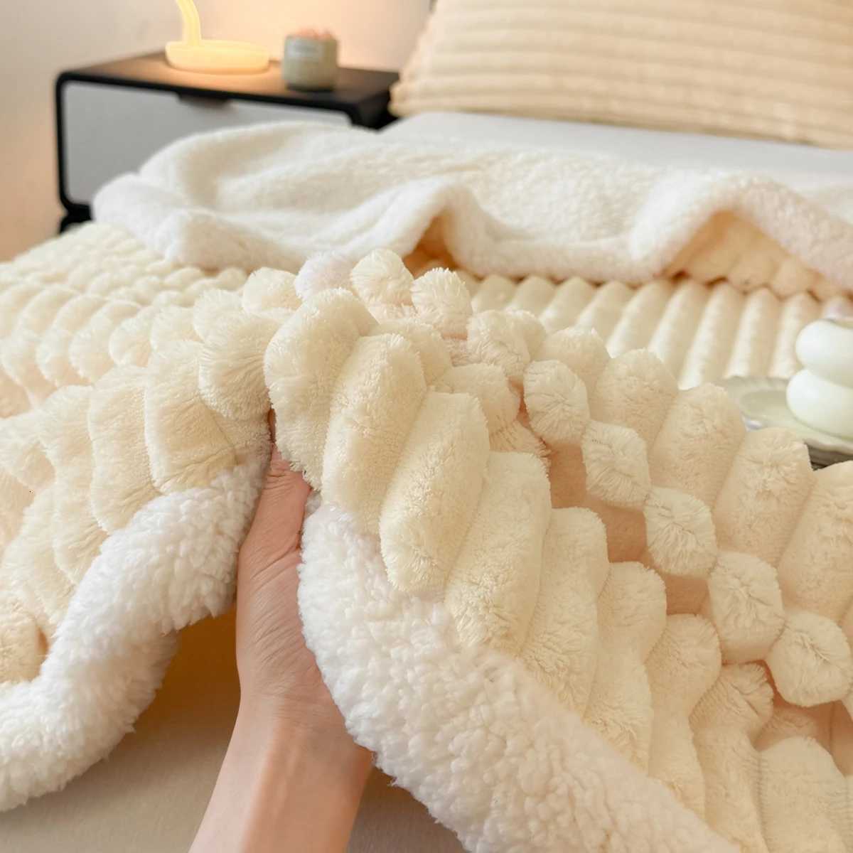 Cozy Fluffy Coral Fleece Blanket Thick Warm Striped Winter Duvets Soft Plush Sofa Throw Blanket Queen Bedroom Bedspread for Home H251216 - view 6