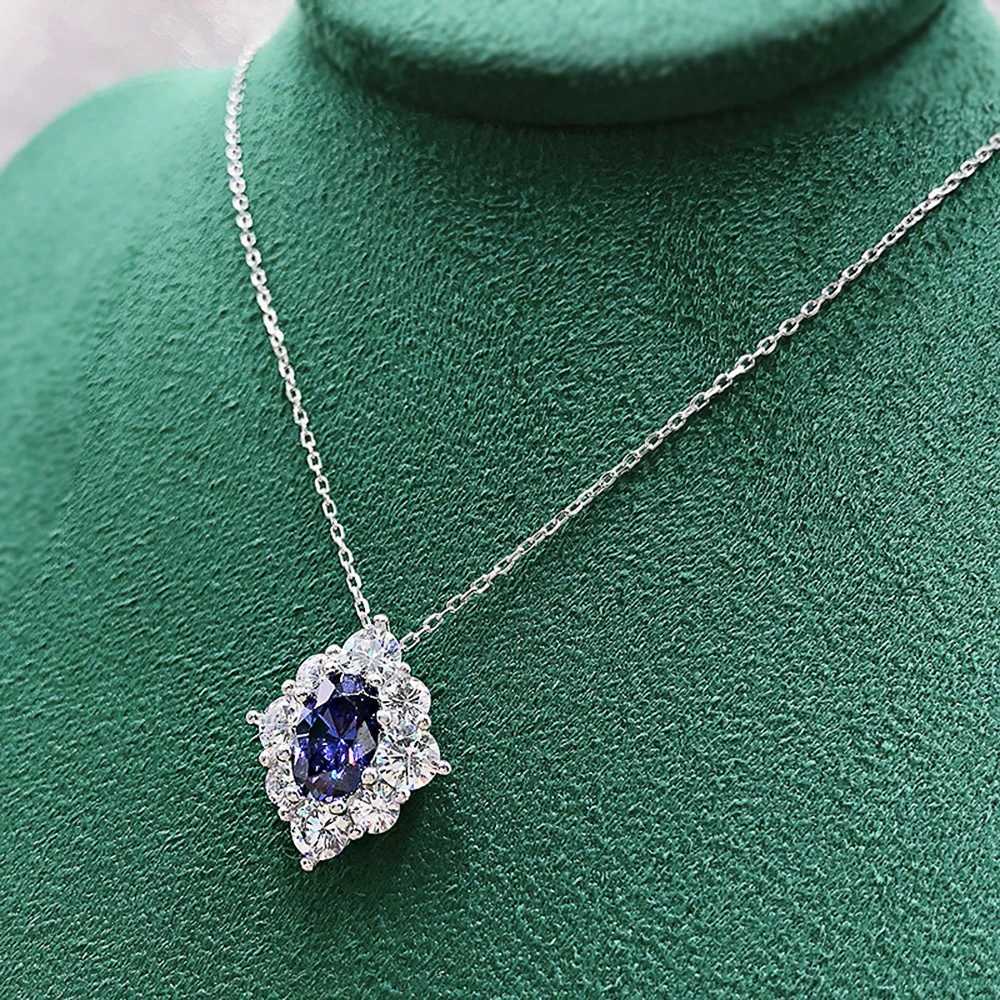 Huitan Gorgeous Oval Blue Cubic Zirconia Pendant Necklace Women for Wedding Luxury Brilliant Female Necklace Statement Jewelry M251216