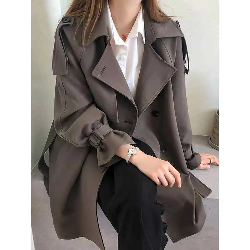 Womens Trench Coat 2025 New Spring Autumn Temperament Female Windbreaker Outwear Loose Casual Versatile Styles Ladies OuterwearT251216