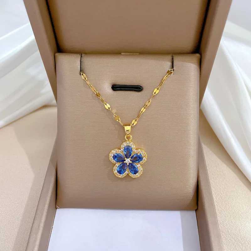 304 Stainless Steel Chain Zircon Blue Flower Copper Pendant Necklace Earrings Set Niche Design Dinner Wedding Accessories M251216