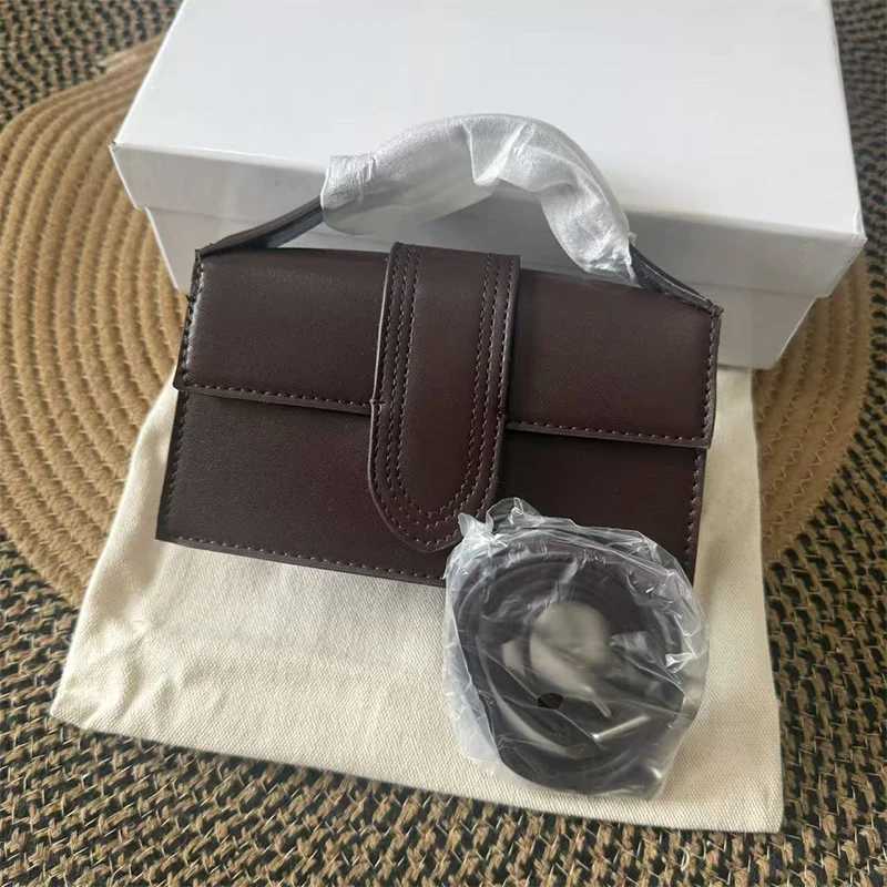 JA French womens niche single-shoulder crossbody bag flip cover texture hand-held crossbody small square bag M251216