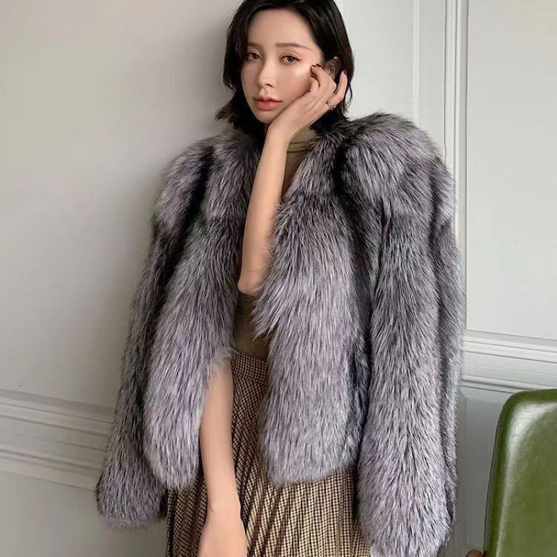 Real Red Fox Fluffy Womens Jacket Short Cropped Fox Fur Jacket With Lapel Genuine Fur Outerwear Selling Bolero Jacket 250910