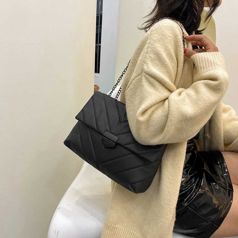 New Lingge Design Women Shoulder Bag Crossbody Handbag for Female Leisure Large Capacity Chain Underarm Messenger Bag M251216