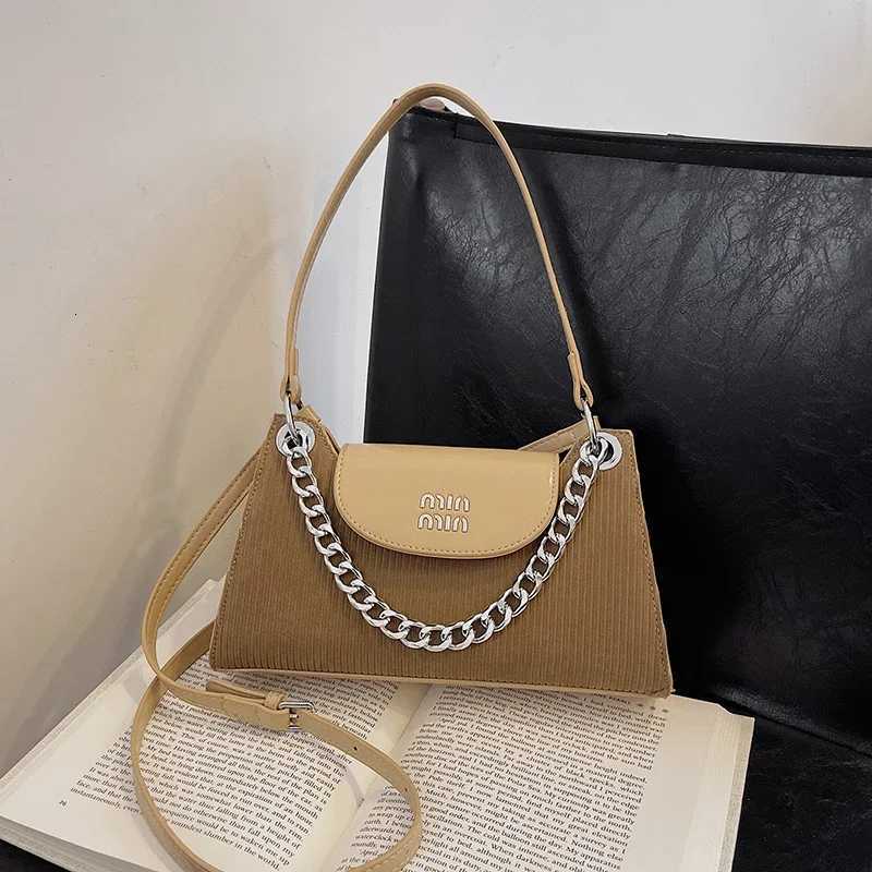 Elegant Womens Leather Stylish Classic Crossbody Tote Bag Designer Shoulder Fashion Handbag For Daily Lifestyle M251216