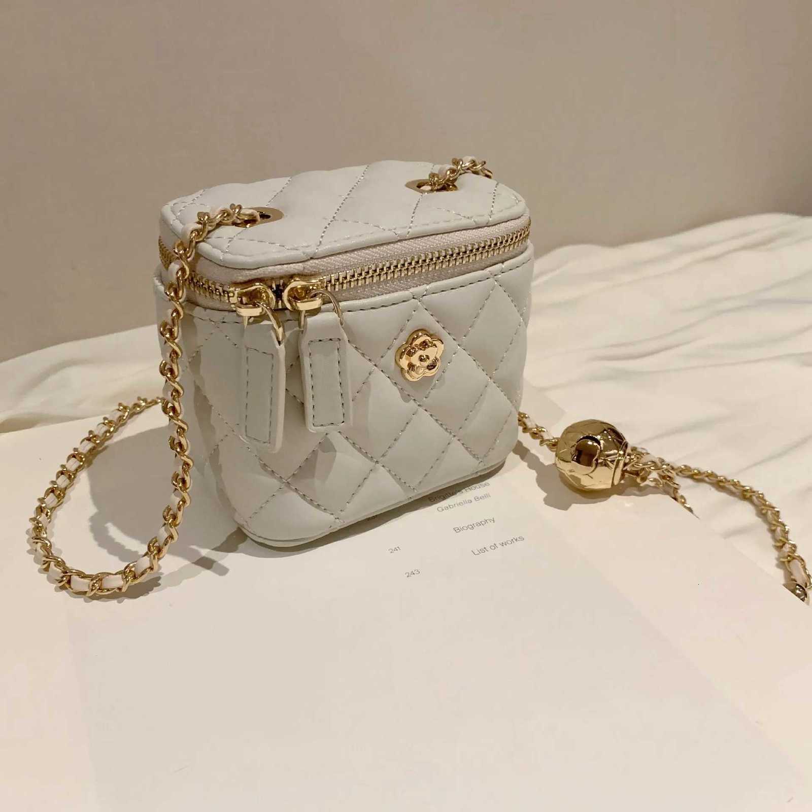 Camellia rhombic chain box small bag womens winter mini shoulder crossbody bag purses and handbags women handbags purses M251216