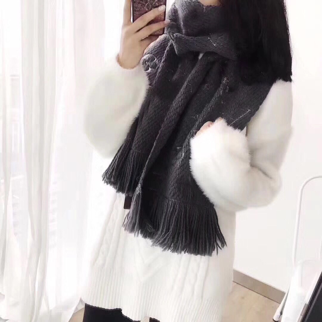 Fashionable Classic… - image