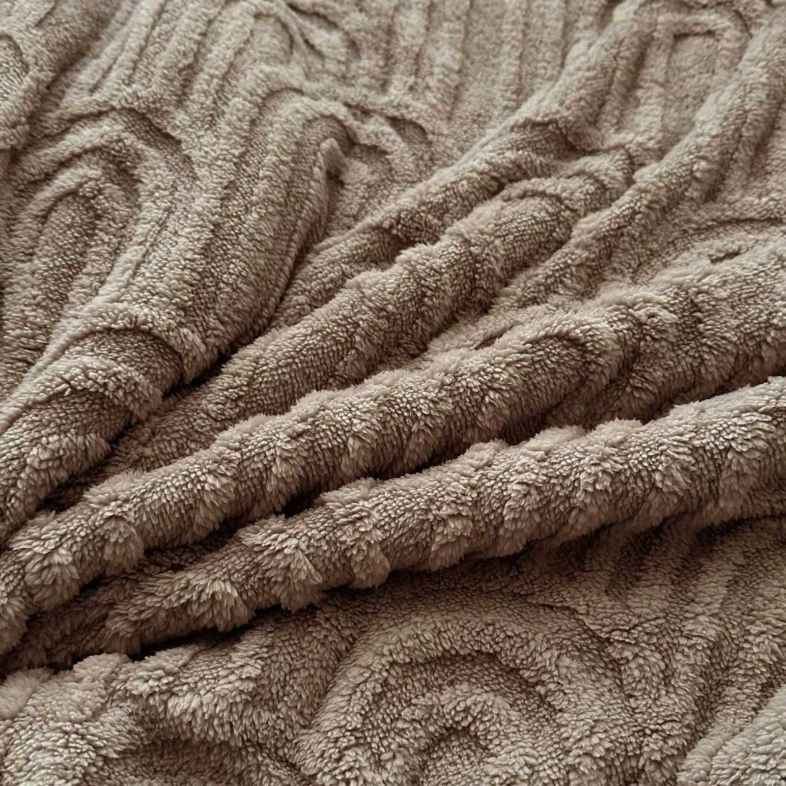 1pc Soft Flannel Blanket Skin-friendly Bedsheet Plain Color Sofa Towel Festive Gifts Travel Shawl Nap Blankets H251216 - view 6