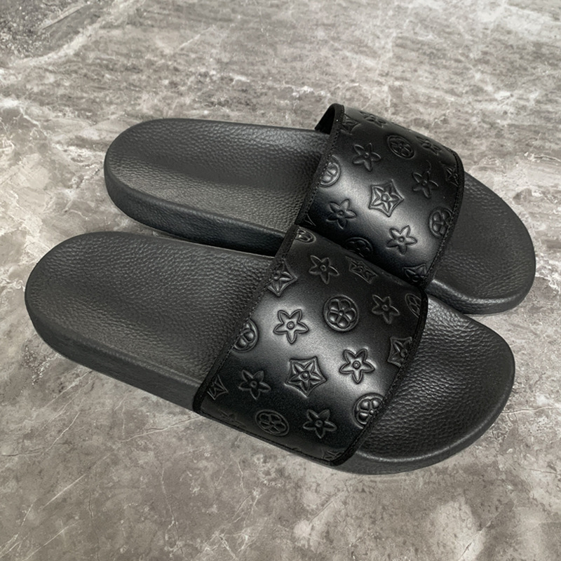 Stylish Trendy Men's Colorful Embossed Slippers 2026 Summer Designer New Collection Versatile Indoor Outdoor Beach Casual Slides Free Shipping La