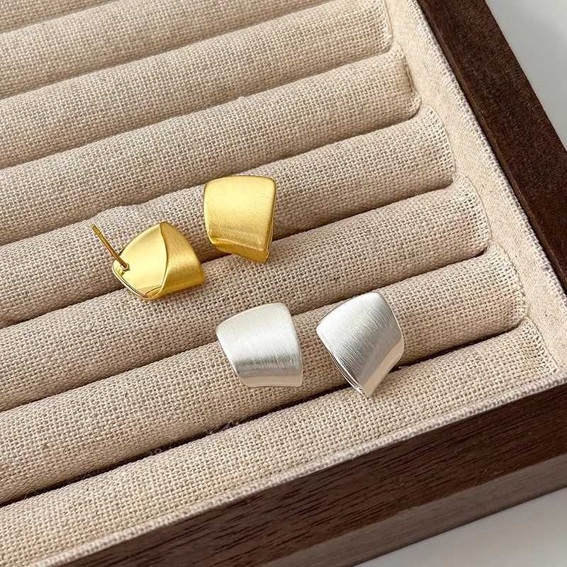 VENTFILLE 925 Sterling Silver Geometry Studs Earrings For Women Frosting Versatile Office Jewelry Party Gift G251216