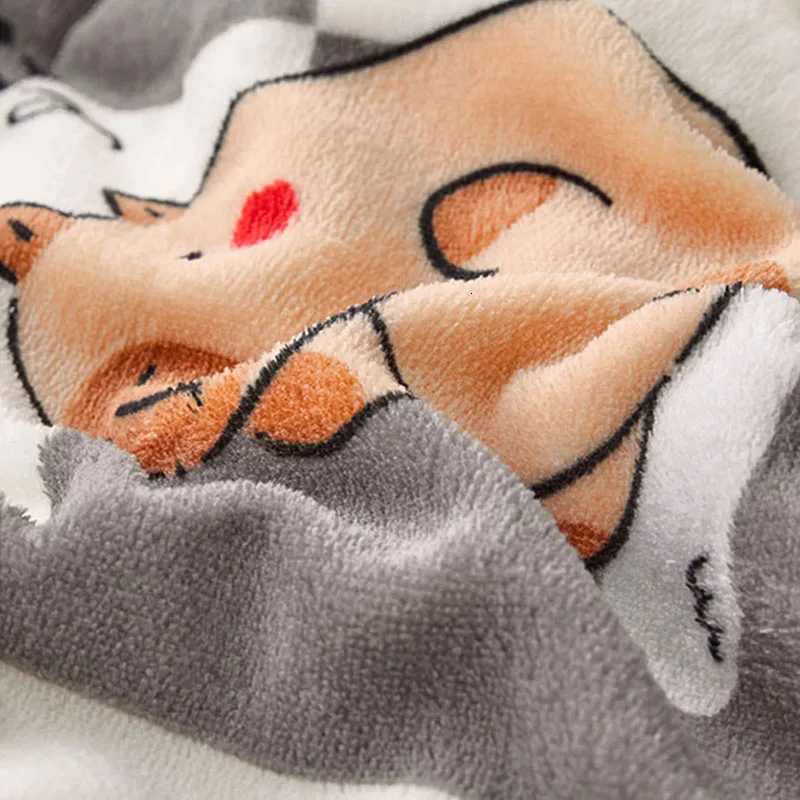 Winter Thick Three-Layer Quilted Blanket Milk Flannel Multifunctional Warm Blankets for Home Cartoon Printed Single Sofa Cover H251216 - view 7