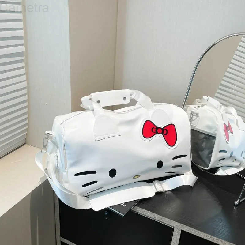 Sanrio Portable Hellokittys Travel Bag Cartoon Luggage Bag Large Capacity One Shoulder Crossbody Bag Outdoor Bags for Woman H251216