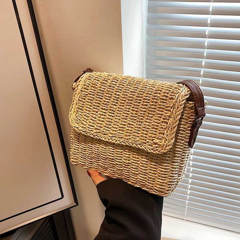 Fashion Women Weave Straw Shoulder Bag Raffia Messenger Bag New Trendy Vintage Crossbody Bag for Summer Straw Beach Bag M251216