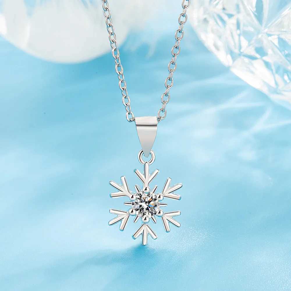 925 Sterling Silver Necklace Snowflake Zircons Pendant Ladies Fashion Minimalist Birthday Party Wedding Anniversary Jewelry Gift M251216
