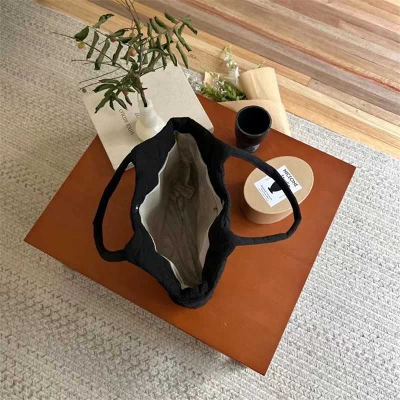 AutumnWinter Women Puffy Padded Shoulder Bag Large Capacity New Handbag Solid Quilted Tote Bag Embroidered Thread Shopper Bag M251216