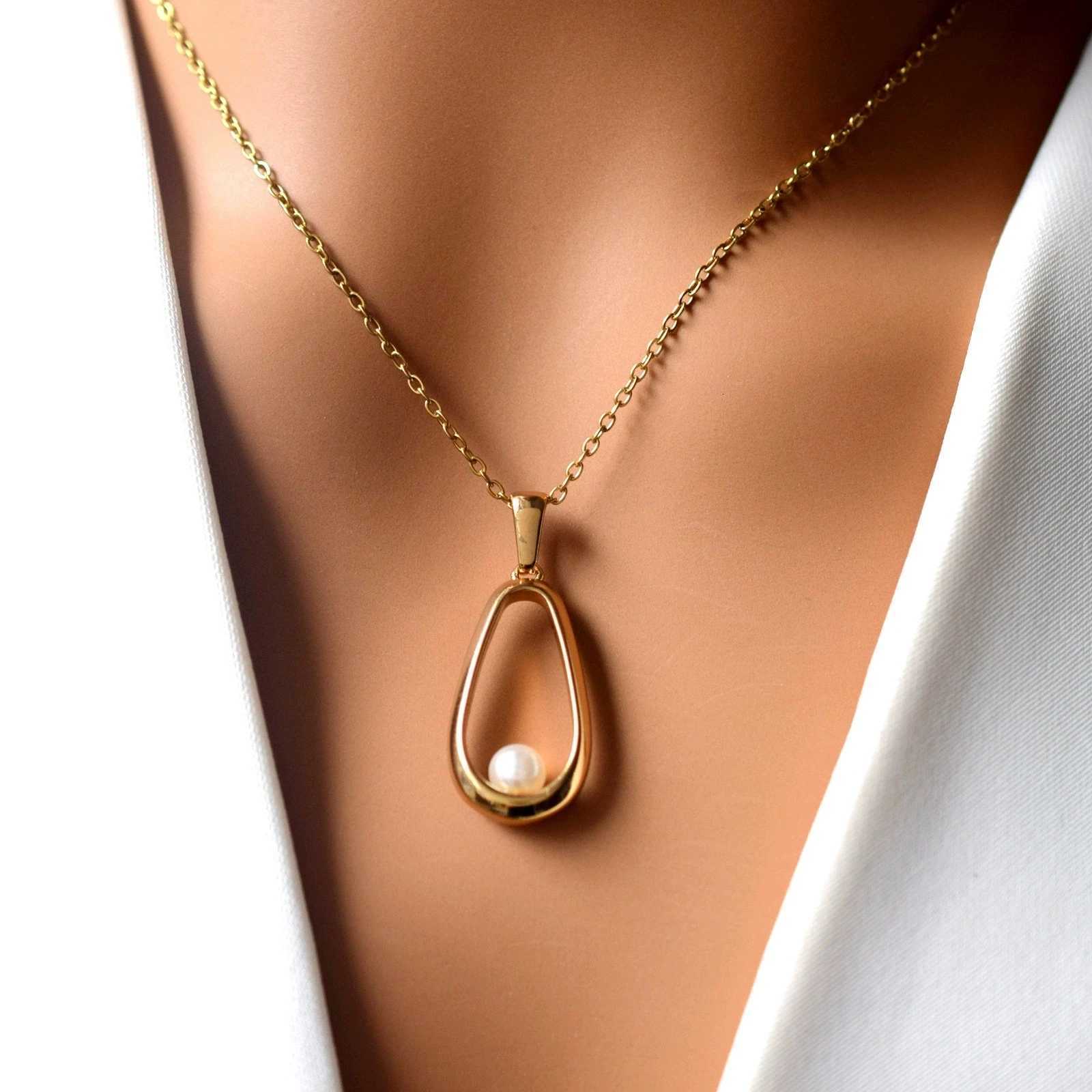 Womens Stainless Steel Necklace with Oval Imitation Pearl Water Drop Pendant Fashion Party Jewelry Gift M251216