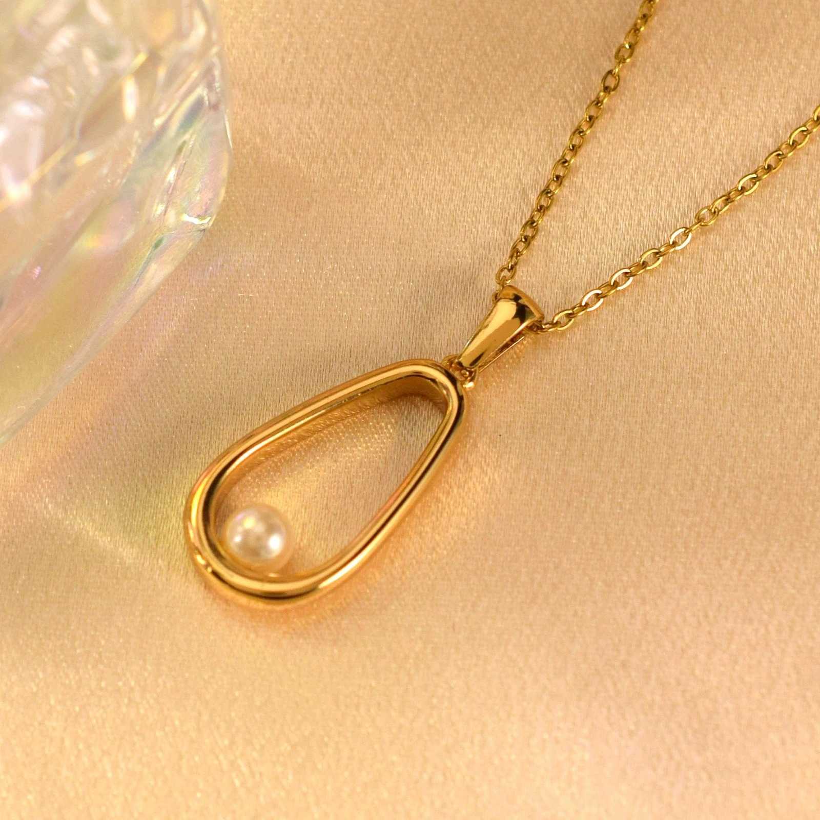 Womens Stainless Steel Necklace with Oval Imitation Pearl Water Drop Pendant Fashion Party Jewelry Gift M251216