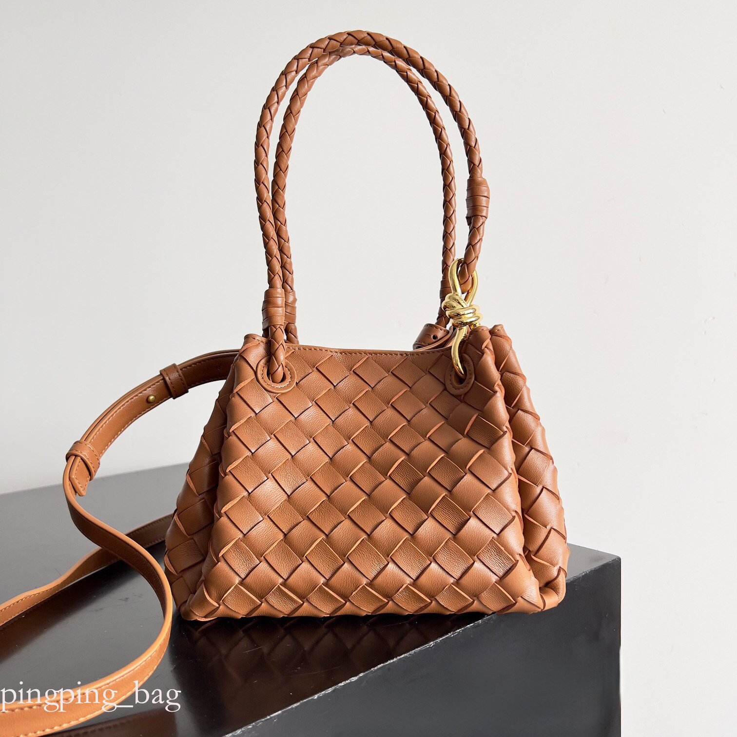 12A Andiamo Designer Parachute Small Shoulder Bag Handbag B Family 8-e Retro Mirror Quality Lambskin Woven Leathe Handwoven Metal rope buckle vegetable luxury 1eb