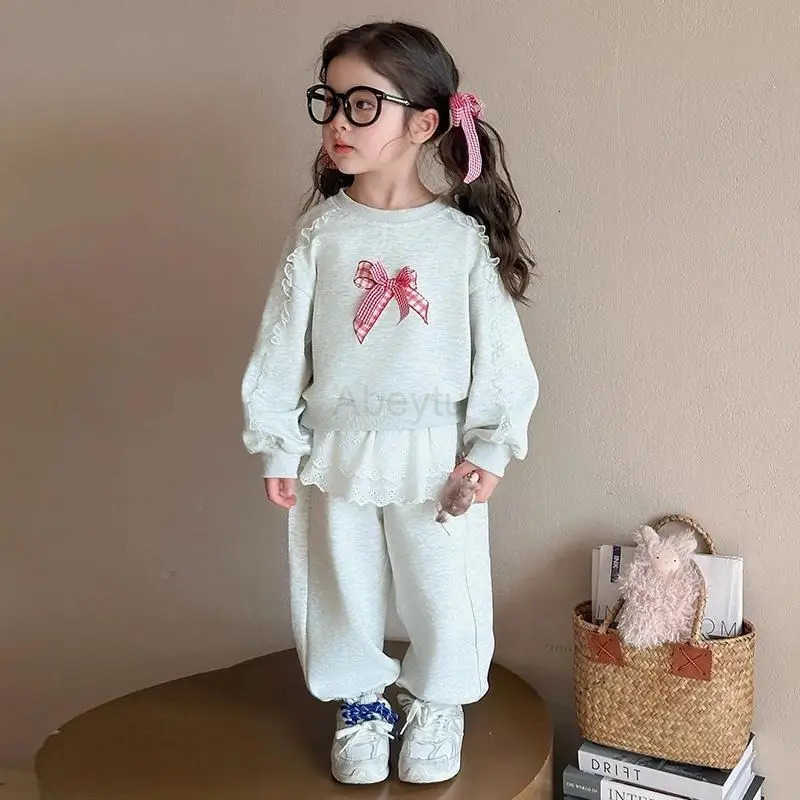 Sanrio Autumn Baby Girl Clothes Sets Kid Sweatshirts Pullover Sweet Lace Bow Top Pants 2pcs Suit Children Fashion Casual Tracksuits H251216