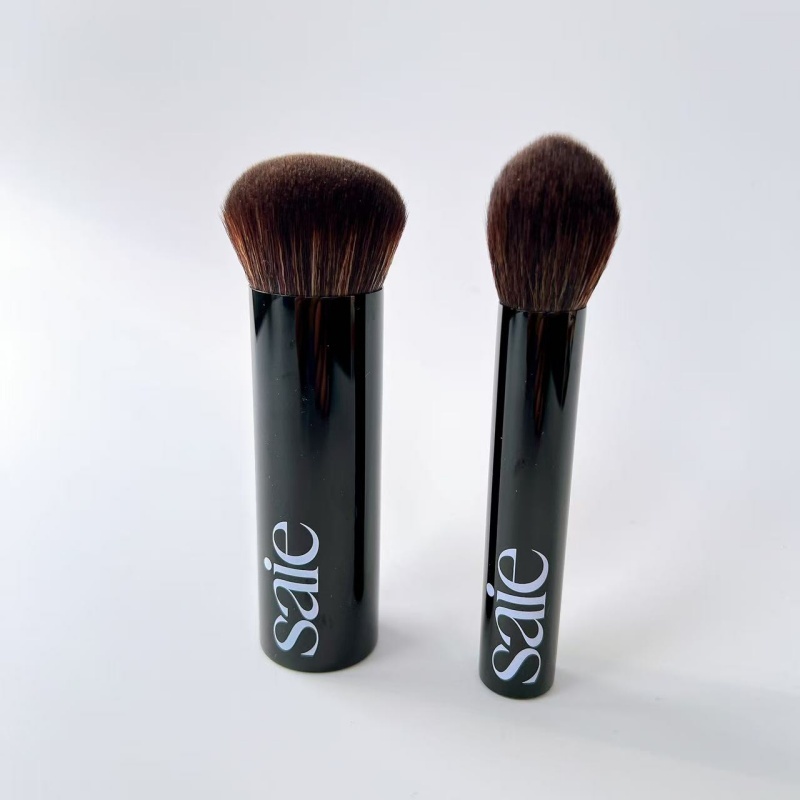 SAIE The Big Liquid Foundation Brush Fluffy Soft Multi-Use Makeup Brush for Buffing Blending Building