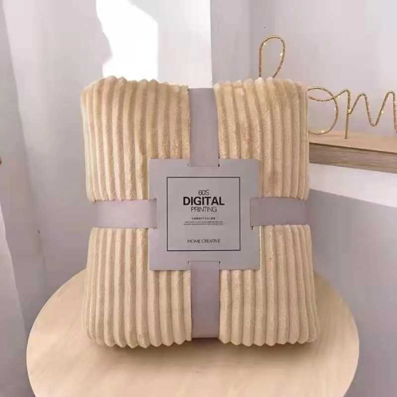 2025 New Soft Coral Fleece Blanket On The Sofa Thickened Winter Bed Blanket Warm Stitch Fluffy Bedspread Plaid Sofa Bedroom H251216 - view 3