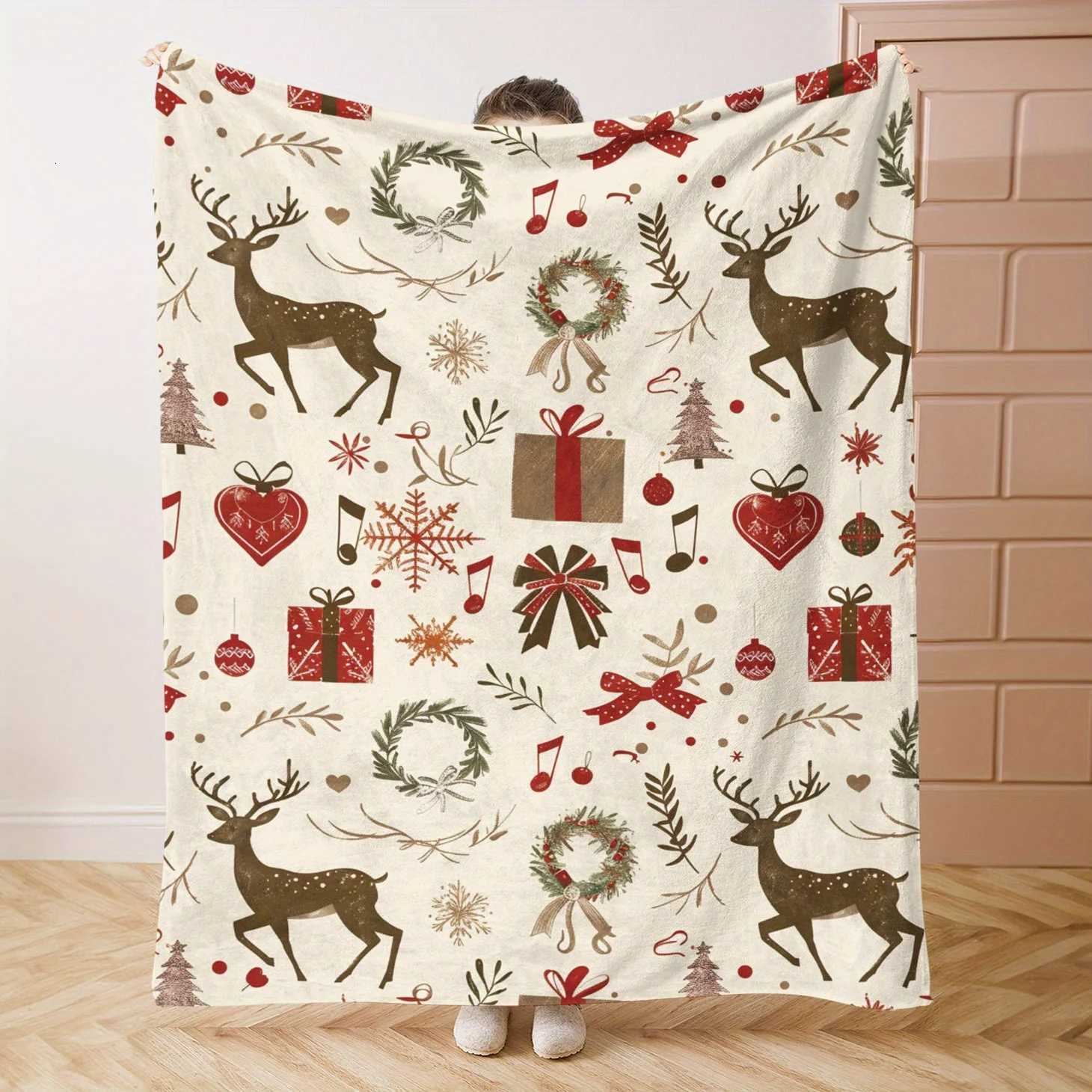Cozy Christmas-Themed Flannel Throw Blanket - Soft Lightweight Warm for All Seasons - Perfect for Bed Sofa Office Camping H251216 - view 3