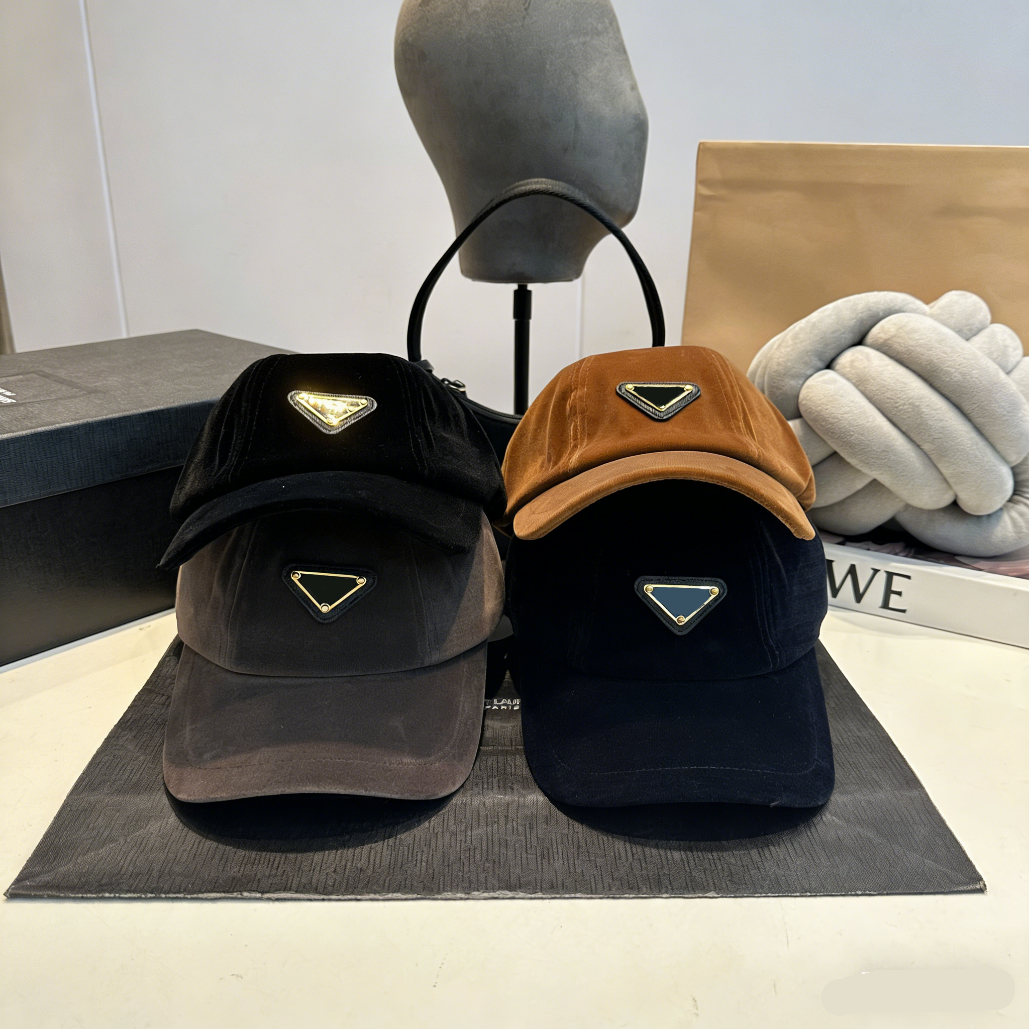 Designer Fashion Embroidered Couple Baseball Hat Multi functional Outdoor Sports Headpiece | High quality Personalized Multi color Hat