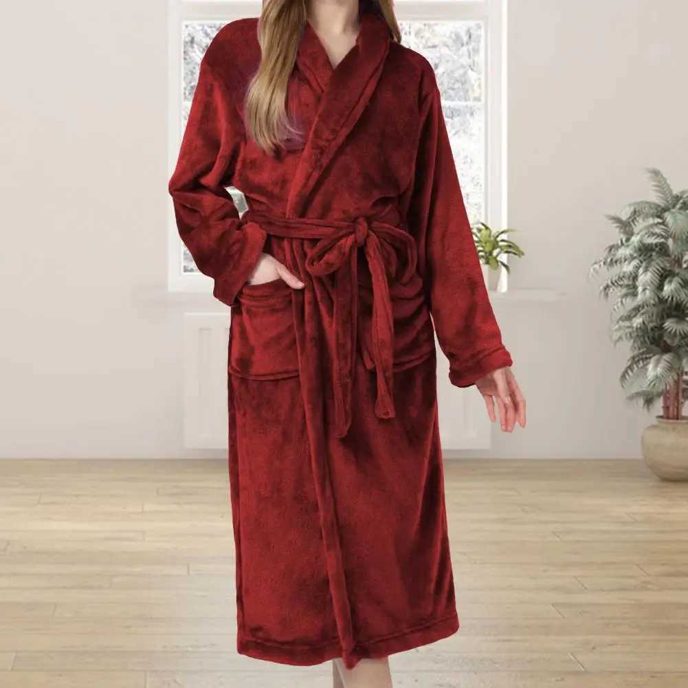 Womens Flannel Robe Thick Warm Fleece Bathrobe with Pockets Winter Soft Plush Long Nightgown Sleepwear Plus Size Loungewear C251216