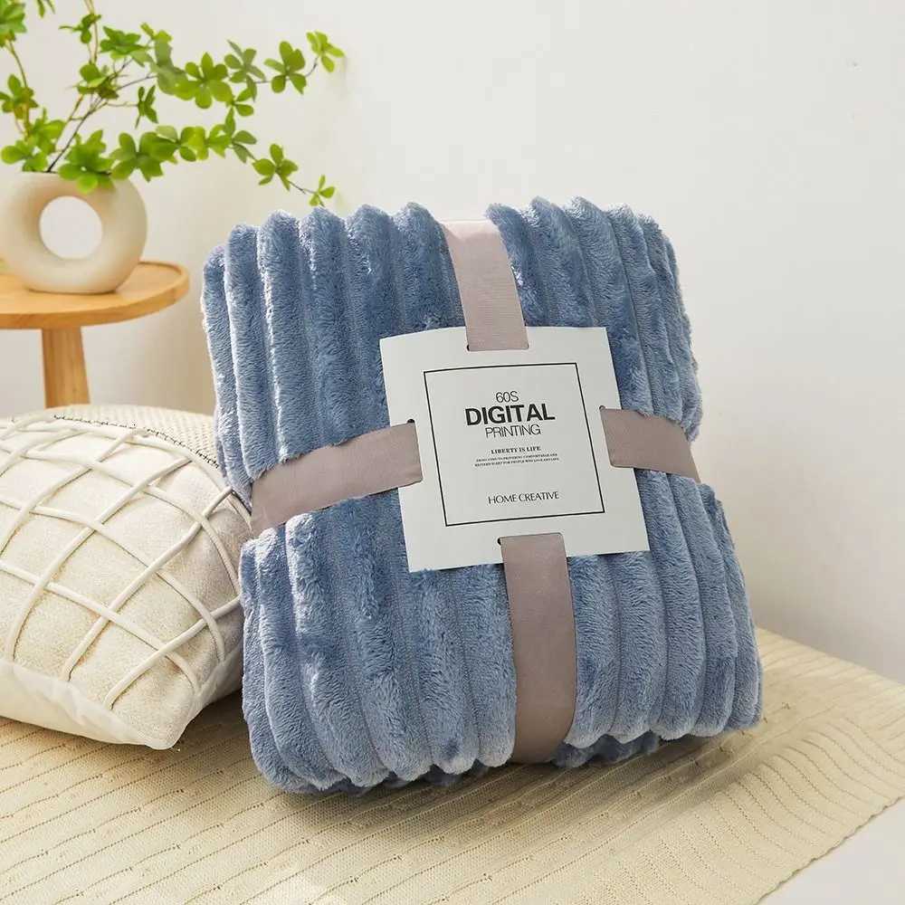 New Double Sided Warm Blanket Skin-Friendly Warm Conditioning Quilt Breathable Ultra Soft Throw Blanket H251216 - view 4