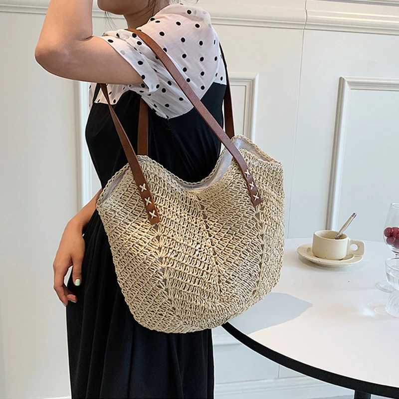 Summer Bucket for Women Rattan Shoulder Bag High Quality Handmade Woven Beach Handbags Female Large Capacity Totes M251216