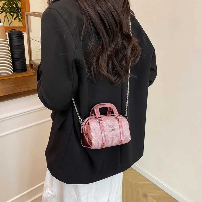 Elegant Womens Leather Crossbody Bag Designer Shoulder Handbag Tote Purse Classic Ladies M251216