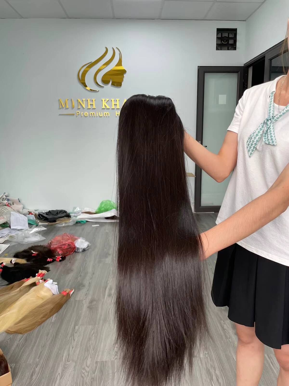 Real Human Hair and Wigs From Vietnam 100 Raw Single Donor Hair With Wholesale Price Ready to Delivery