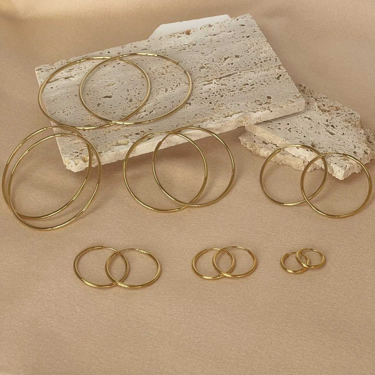 Stainless Steel 12-70mm Minimalist Big Circle Hoop Earrings for Women Trendy Gold Color Metal Smooth Round Earring Jewelry G251216