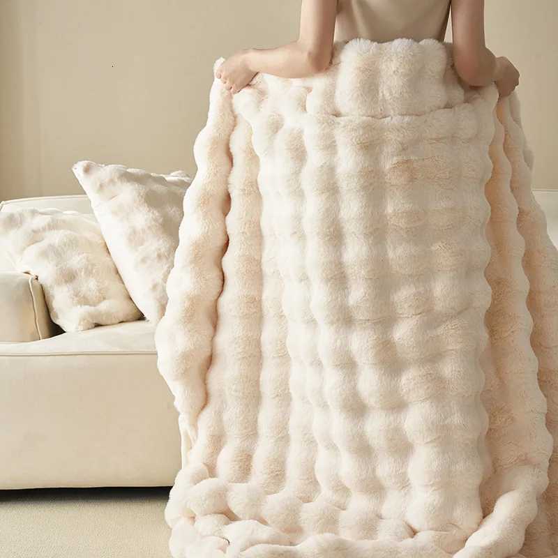 High Quality Faux Rabbit Fur Blanket Thick Warm Solid Color Sofa Cover Blanket High End Comfortable Quilt for Autumn Winter H251216 - view 4