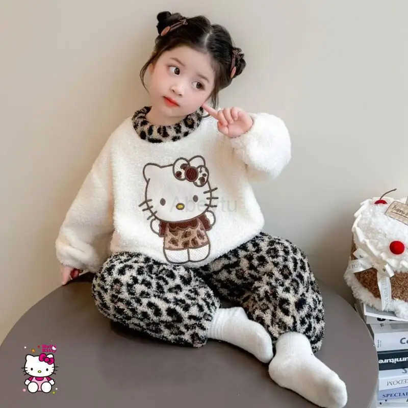 Sanrio Hello Kitty Girls Coral Thickened Velvet Cute Winter Set Home Clothes Kawaii Y2k Anime Childrens Clothing Baby Flannel H251216