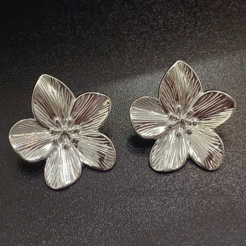 Popular Womens Fashion Earrings Flower Alloy Retro Style Womens Party Accessories Gifts G251216