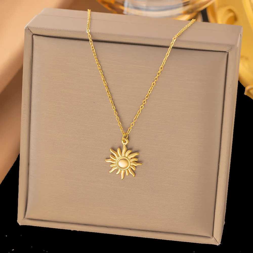 Minimalist Sun Necklace 18K Gold Plated Tarnish Free Stainless Steel Sun Pendant Necklace for Women M251216